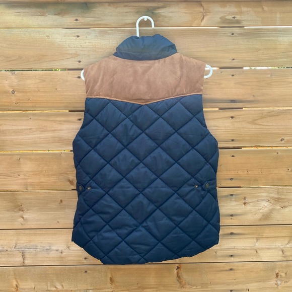 FALL VEST - Picture 2 of 2